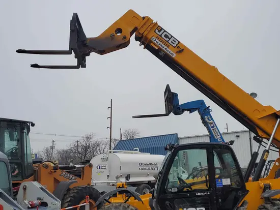 2015 JCB 507-42 Forklift