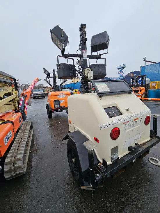 2017 Terex RL4 Towable Light Tower