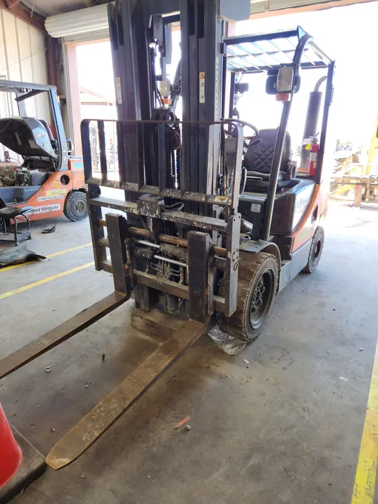 2016 Doosan D30S-7 Warehouse Forklift