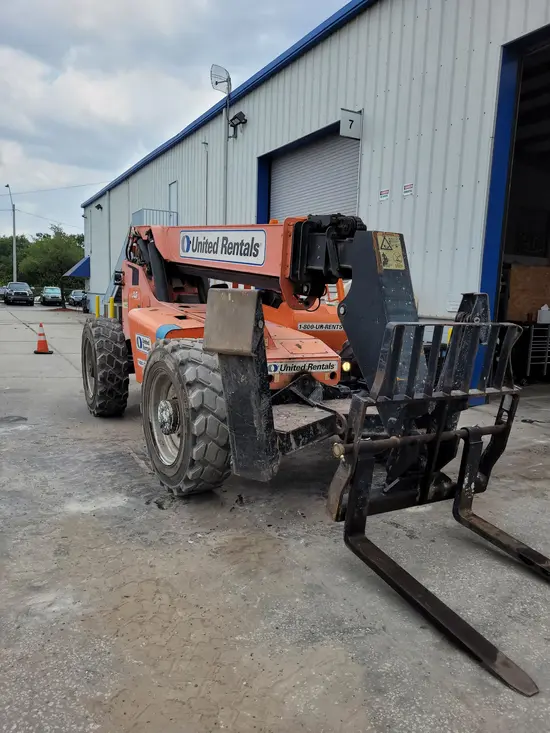 2016 SKYTRAK 10054 Forklift