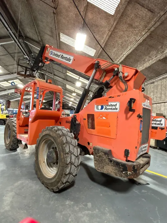 2016 SKYTRAK 8042 Forklift