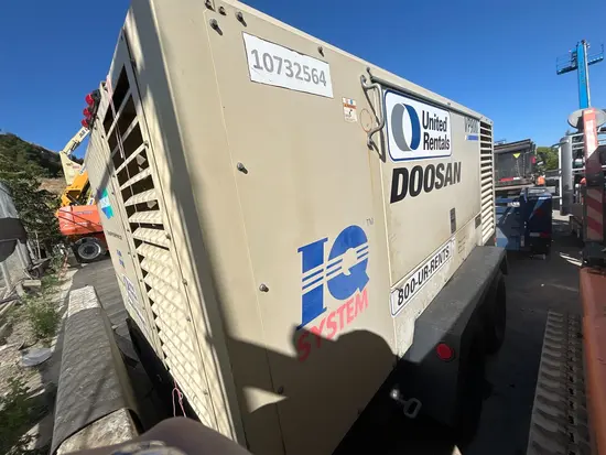 2018 Doosan VP900EWBAL Air Compressor