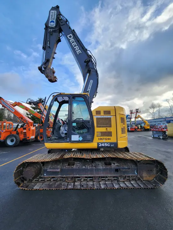 2017 John Deere 245G LC Excavator