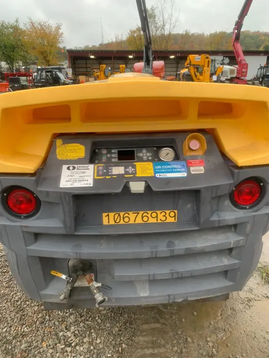 2017 Atlas Copco XAS185KD7 T4F Air Compressor
