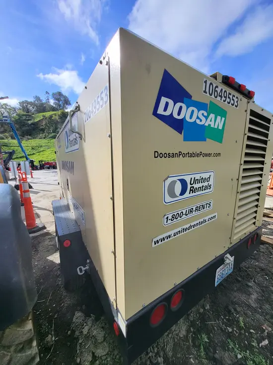 2017 Doosan VP900E Air Compressor