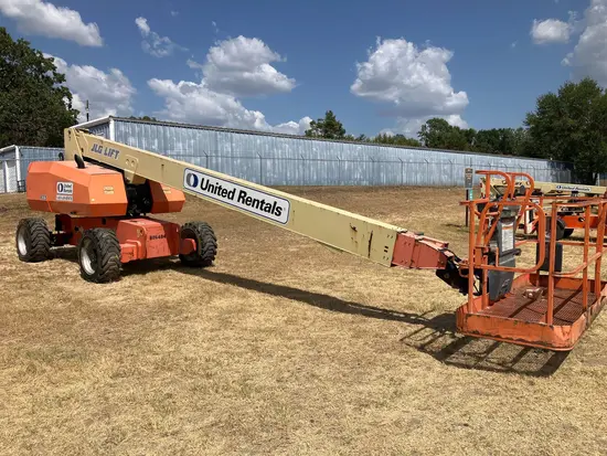 2013 JLG 800S Boom Lift