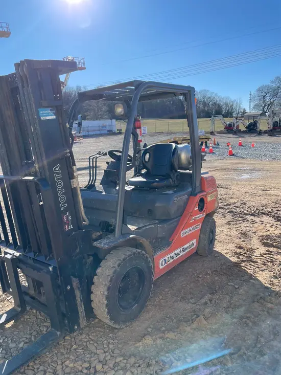 2019 Toyota 8FGU25 Warehouse Forklift