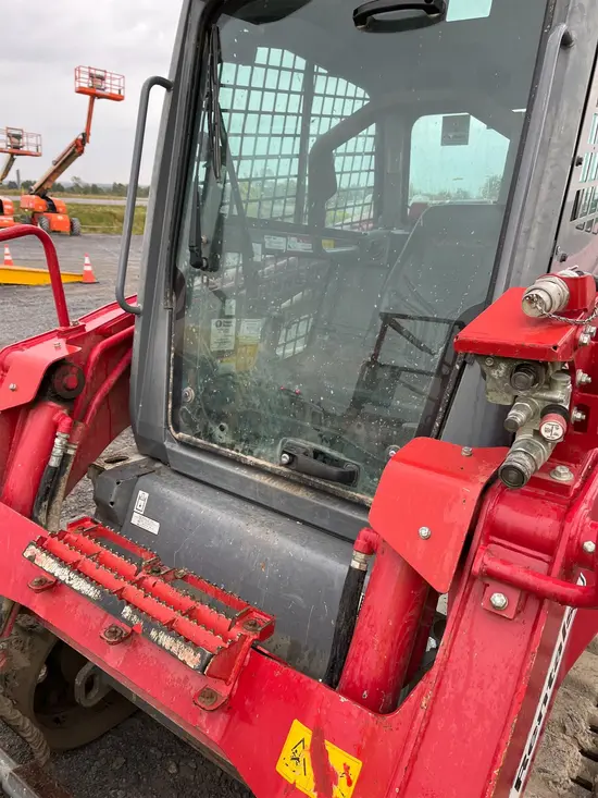 2020 Takeuchi TL12R2-CR Track Loader