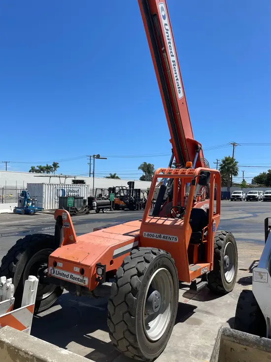 2015 SKYTRAK 6042 Forklift