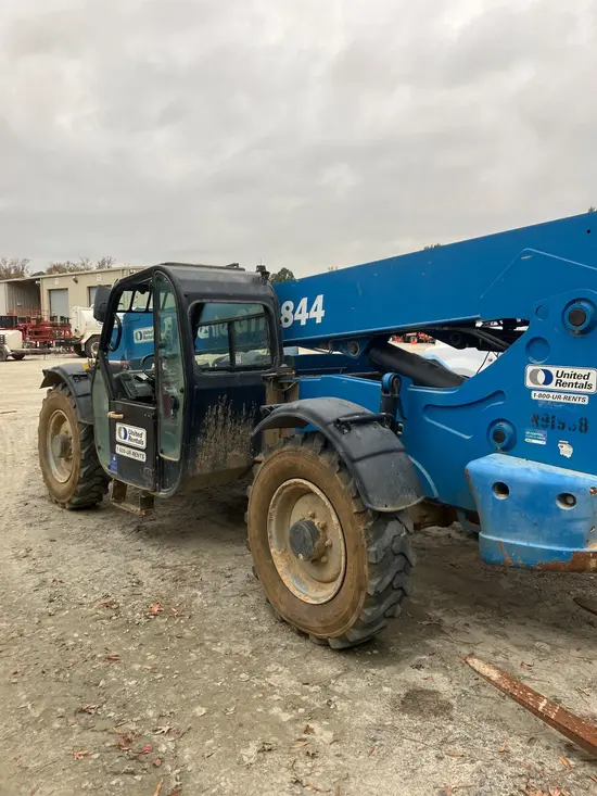 2015 Genie GTH-844D Forklift