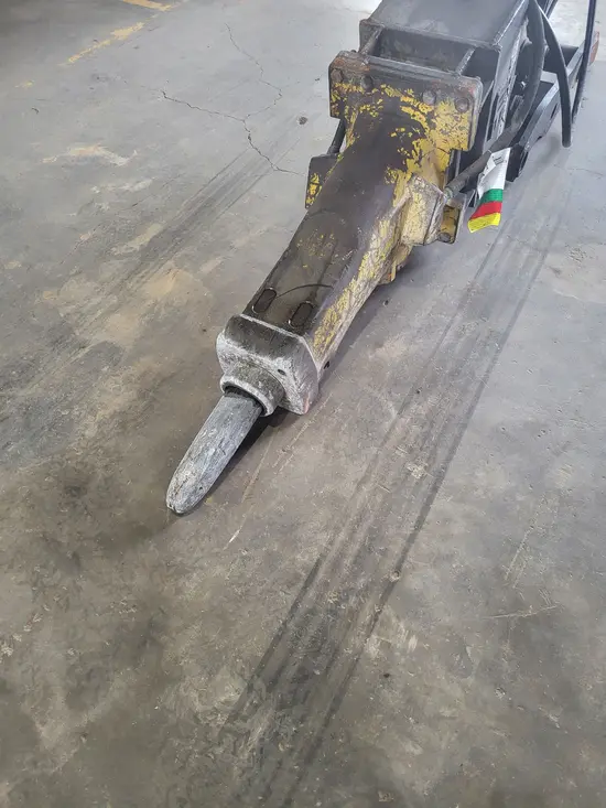 2018 Atlas Copco SB 452 Attachment