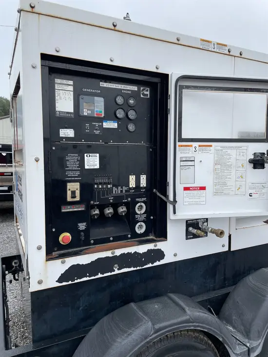 2015 Cummins C100D6R WOG Diesel Generator