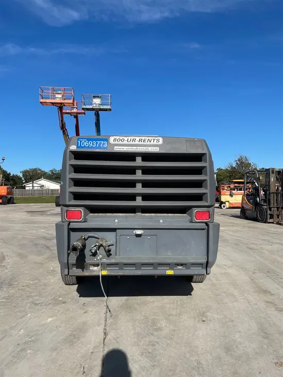 2017 Atlas Copco XAS440JD T4F Air Compressor
