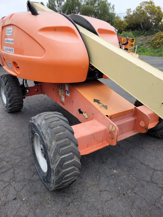 2013 JLG 400S Boom Lift
