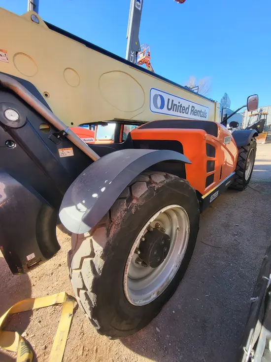 2017 JLG 1055 Forklift