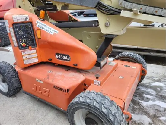 2014 JLG E450AJ Articulating Boom Lift