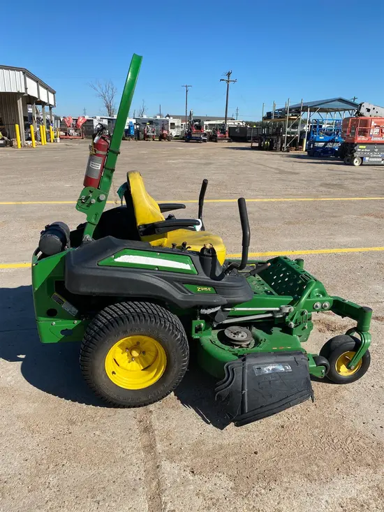 2021 John Deere Z915E