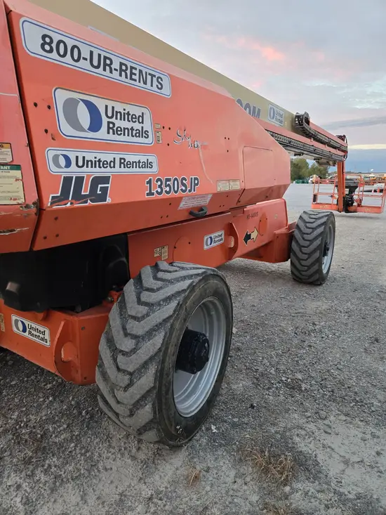 2014 JLG 1350SJP Boom Lift