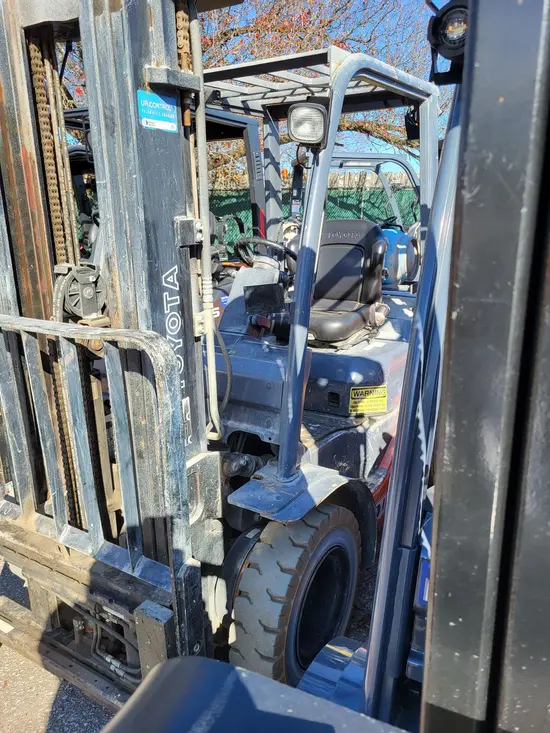 2018 Toyota 8FGU25 Warehouse Forklift