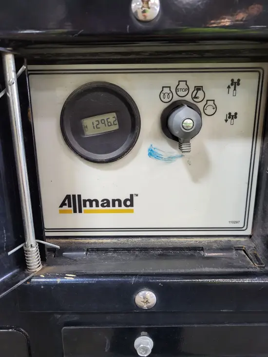 2019 Allmand NLV-ML3EC Portable Work Light