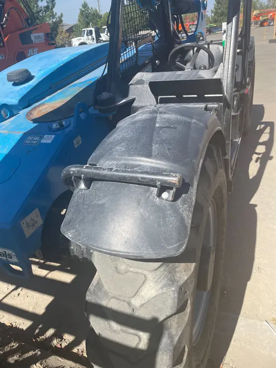 2015 Genie GTH-844 Forklift