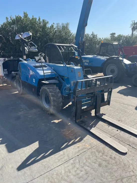 2018 Genie GTH-5519 Forklift