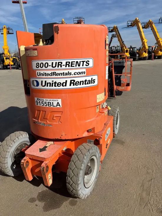 2014 JLG E300AJP Articulating Boom Lift