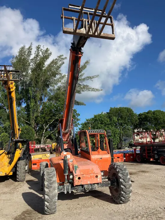 2016 SKYTRAK 6042 Forklift