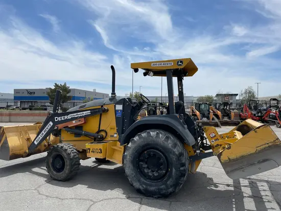 2016 John Deere 210L EP Wheel Loader