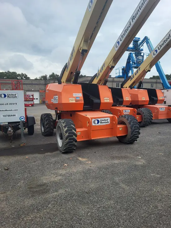 2014 JLG E450AJ Articulating Boom Lift
