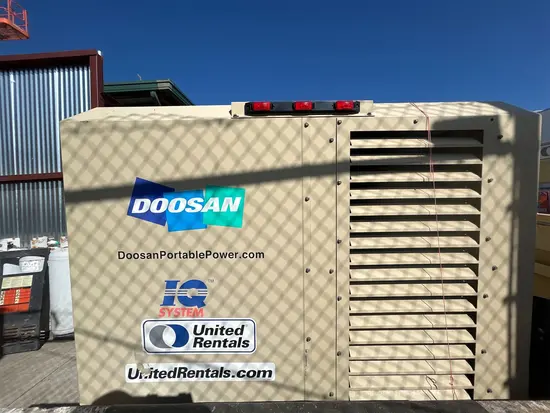 2018 Doosan VP900EWBAL Air Compressor