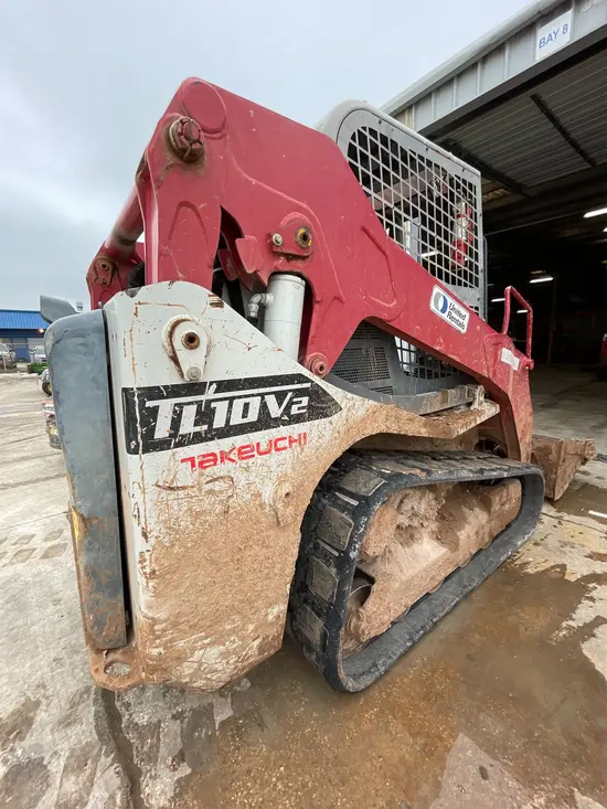 2017 Takeuchi TL10V2-R Track Loader
