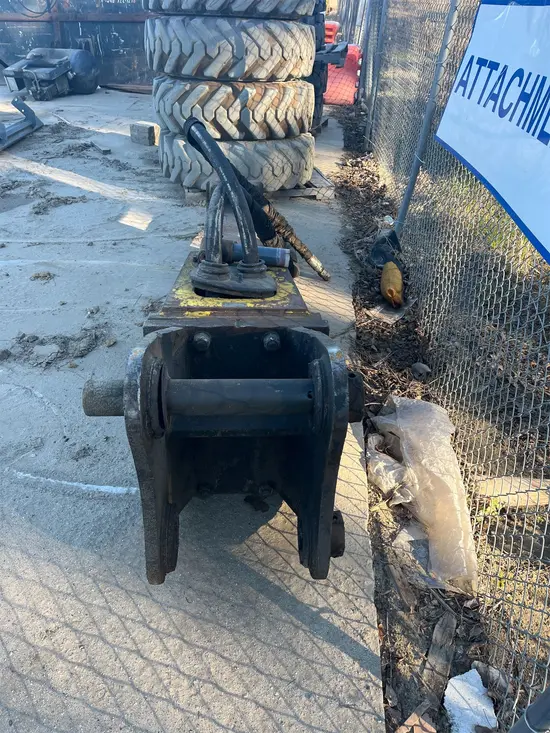 2017 Atlas Copco MB1700 Attachment
