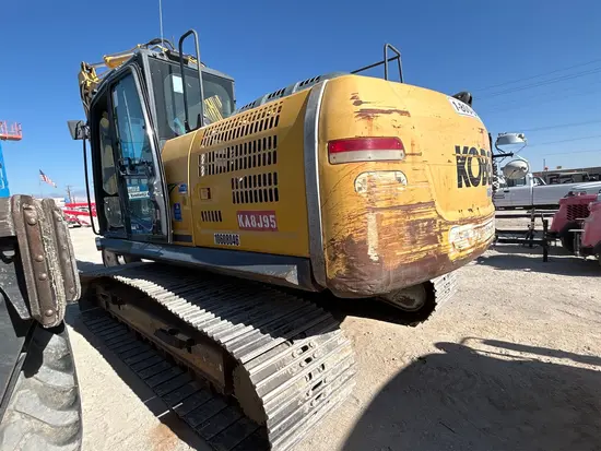 2017 Kobelco SK210LC Excavator