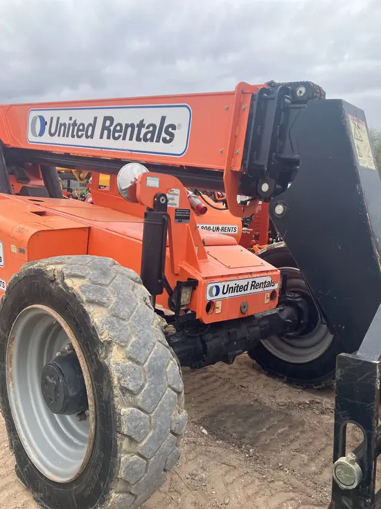2016 SKYTRAK 8042 Forklift