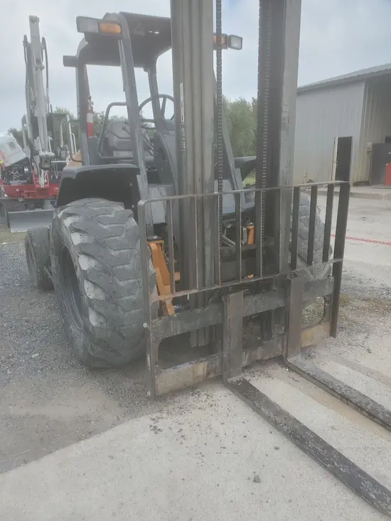 2017 Case 586H Forklift