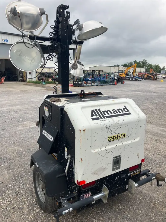 2019 Allmand NLV-ML3EC Portable Work Light