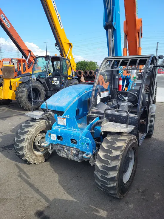 2016 Genie GTH-5519 Forklift