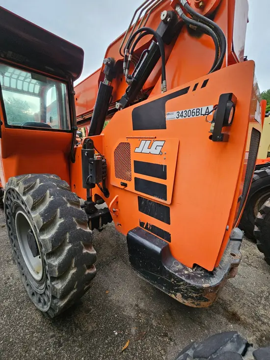 2016 SKYTRAK 6042 Forklift