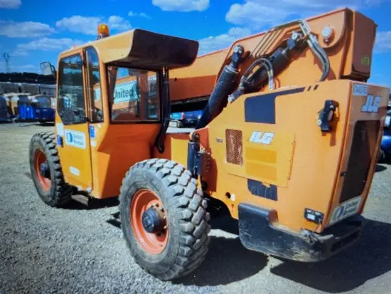 2016 SKYTRAK 8042 Forklift