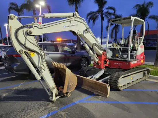 2017 Takeuchi TB260R Mini Excavator