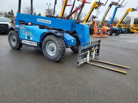 2015 Genie GTH-844 Forklift