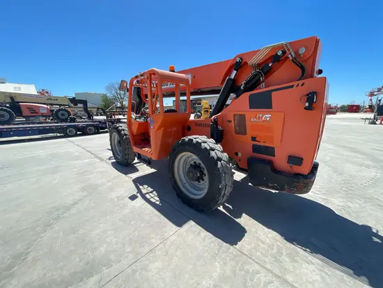 2016 SKYTRAK 8042 Forklift