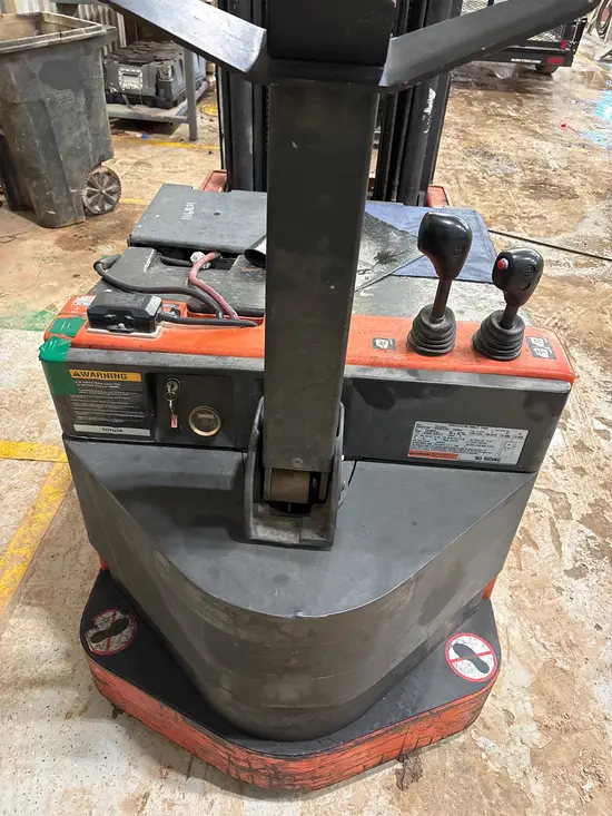2014 Toyota 6BWC20 Warehouse Forklift