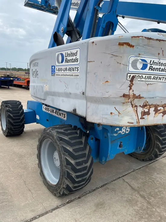 2014 Genie S-85 Boom Lift