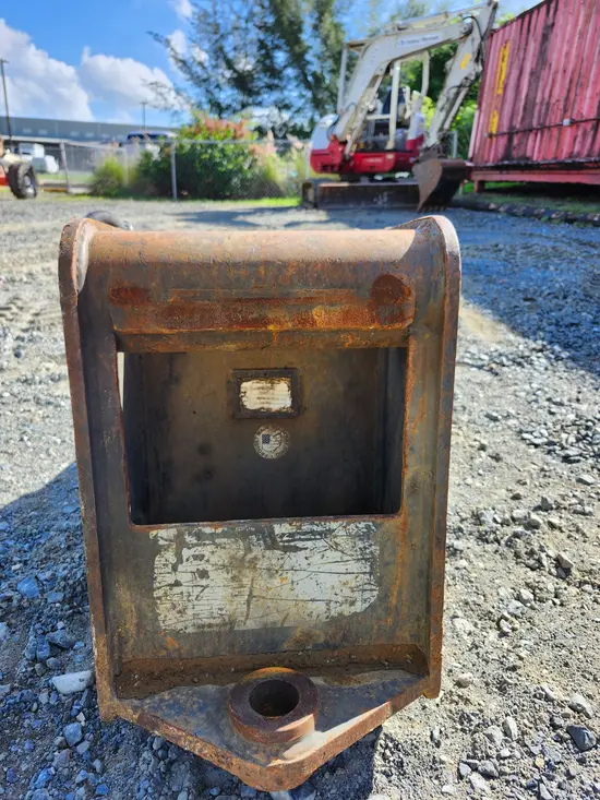 2017 Atlas Copco SB 452 Attachment