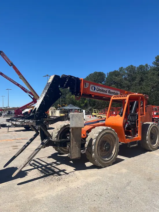 2016 SKYTRAK 10054 Forklift