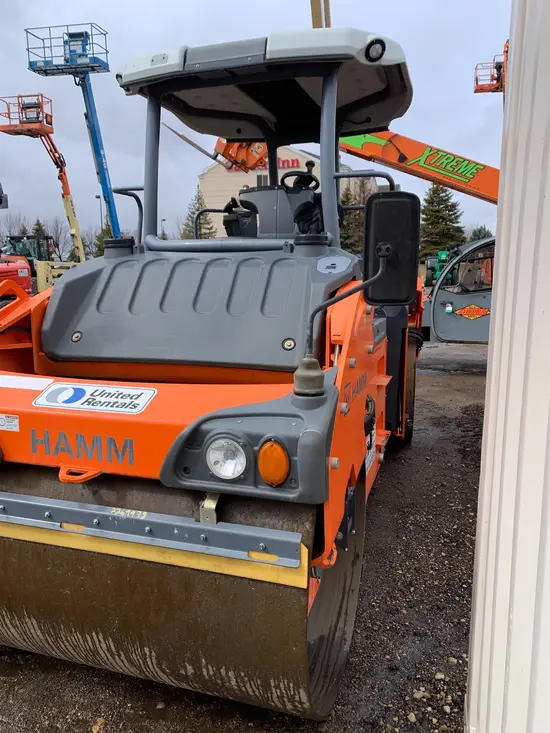 2018 Hamm HD+90iVV Double Drum Roller