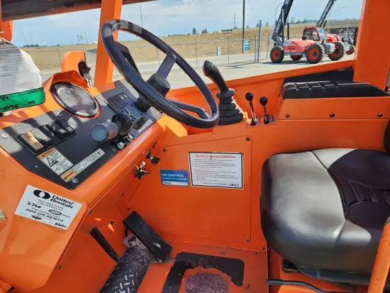 2016 SKYTRAK 8042 Forklift