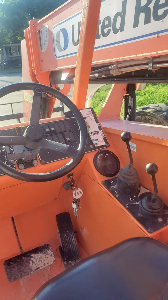 2015 SKYTRAK 6042 Forklift
